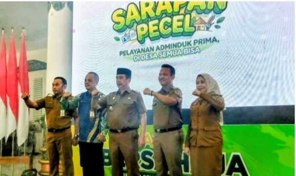 Bupati Madiun luncurkan" sarapan pecel" warga desa kini tak perlu jauh ngurus Adminduk