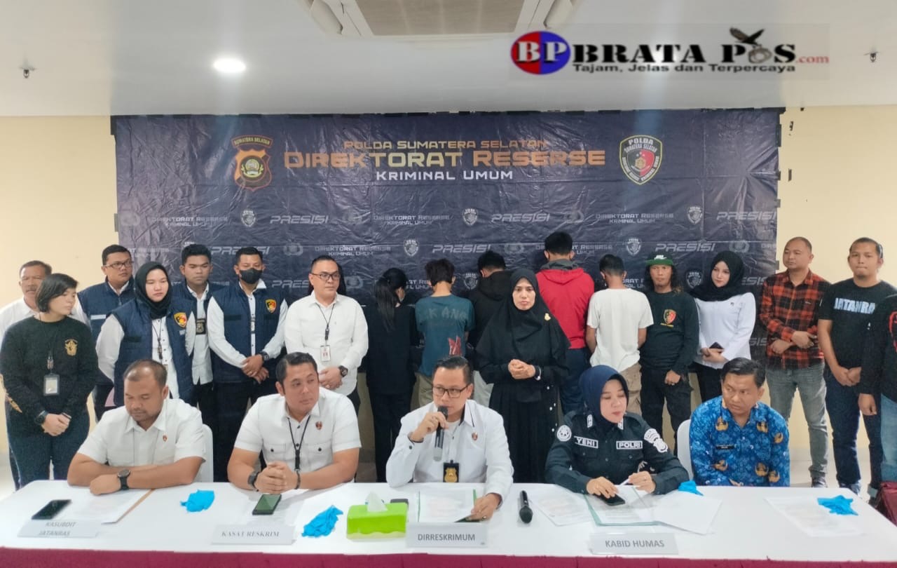 Tim Gabungan Polda Sumsel Berhasil Amankan Dua Remaja Perempuan Pelaku Duel Mengunakan Senjata.