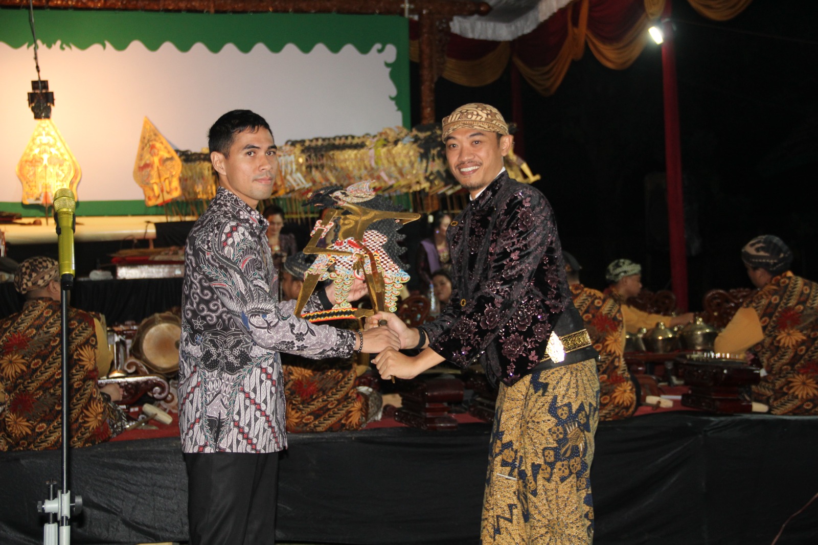 Dari Lebanon, Papua, hingga Madiun, Yonif 501/BY Rayakan HUT ke-64 dengan Semangat Juang