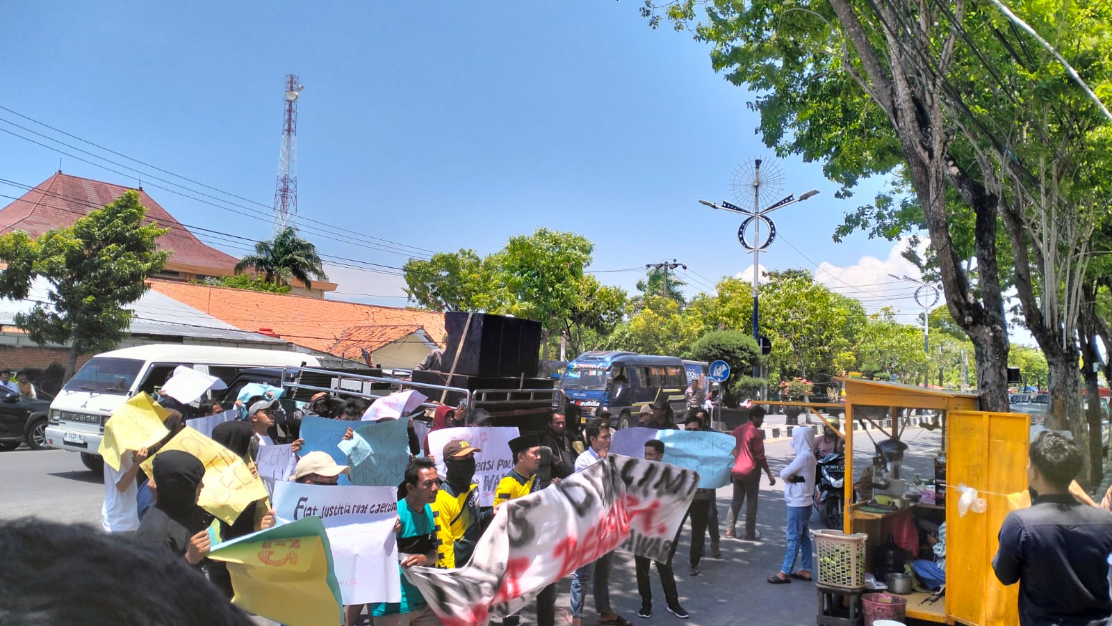 Diduga Ada  Pelangaran Prinsip Keadilan Dalam Dalam Lingkup Dinkes Sampang, ATK Beberkan Pada Publik