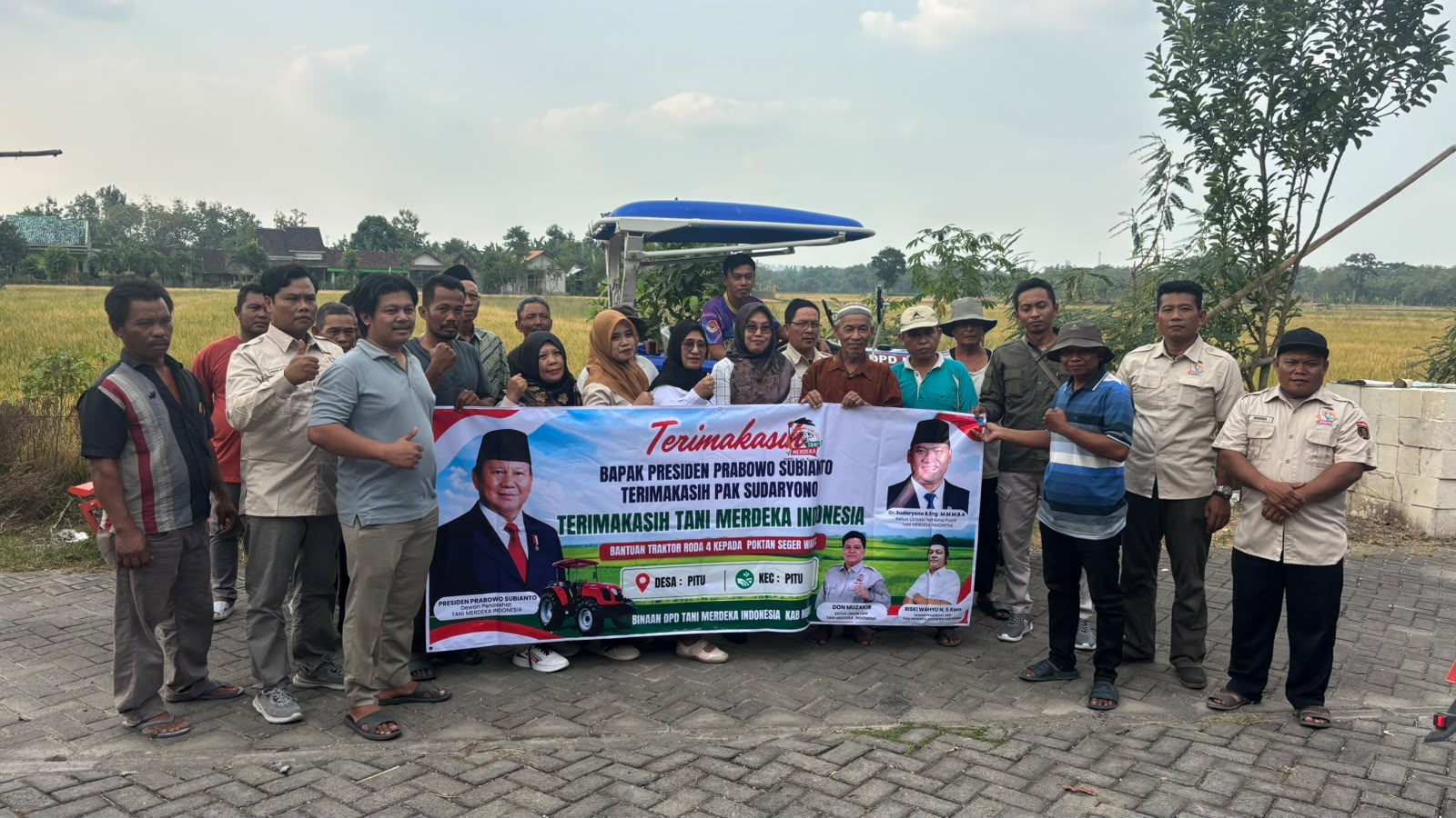 DPD Tani Merdeka Indonesia Kabupaten Ngawi Salurkan Bantuan Alsintan dari Presiden Prabowo untuk Sejumlah Kelompok Tani