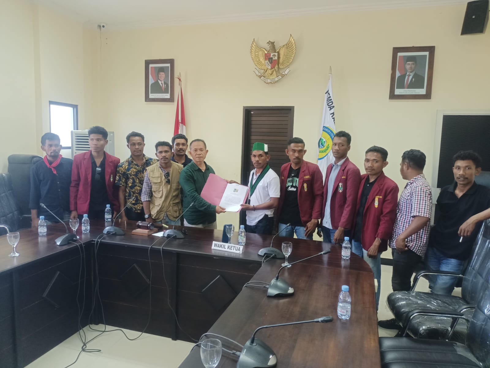 DPRD Buru Respon Baik Demo Tolak 10 Koperasi Oleh HMI dan IMM