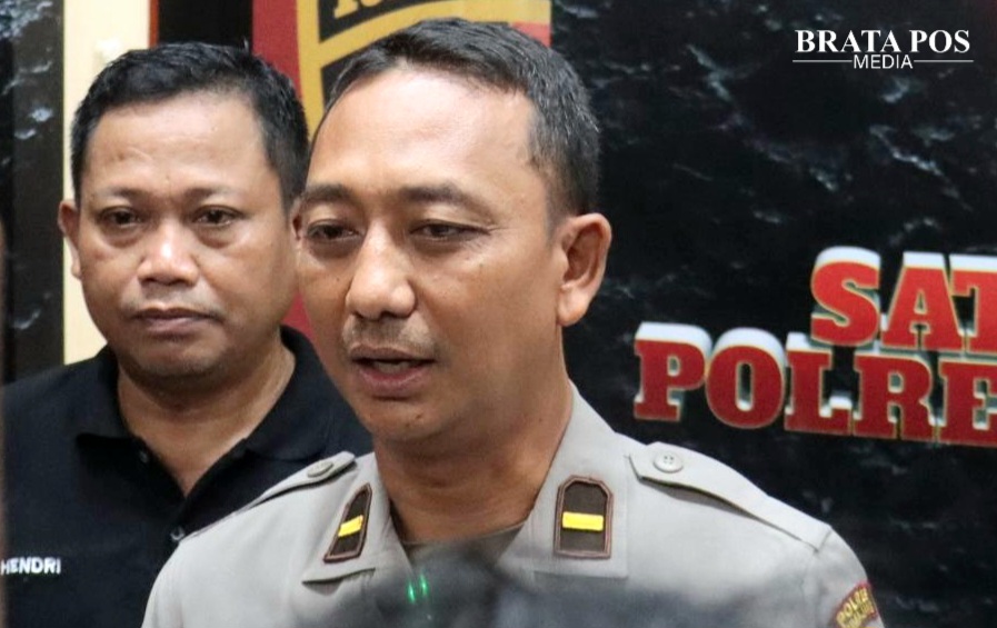 Dua Tersangka Pengedar Pil Logo Y Dibekuk Satreskoba Polres Lumajang
