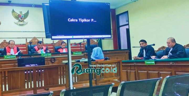 Duplik Dibacakan, Terdakwa Neng Tiwik Optimistis Hadapi Putusan Majelis Hakim Pekan Depan
