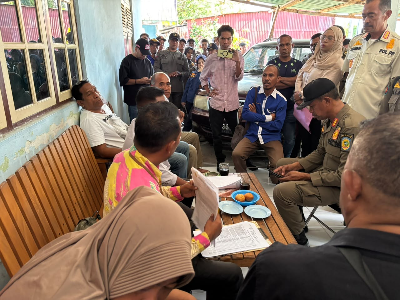 Eksekusi Rumah Dinas Pemda Buru, Berakhir Dengan Solusi Baik Dari Sekda
