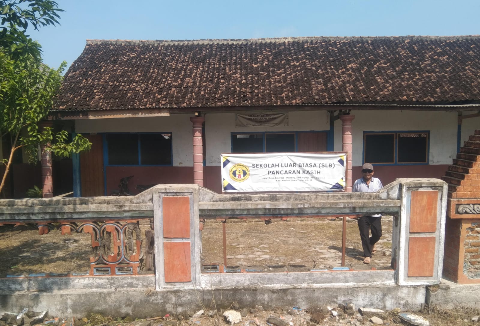 Gedung SLB Kedungrejo Madiun Memprihatinkan, Kades Suyadi Minta Dinas Terkait Untuk Memperhatikan