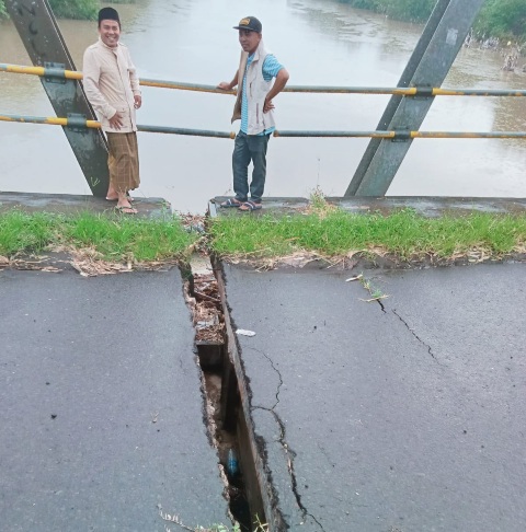 Jembatan Kemakmuran di Lombok Barat Dalam Kondisi Kritis: Perlu Tindakan Mendesak dari Pemerintah