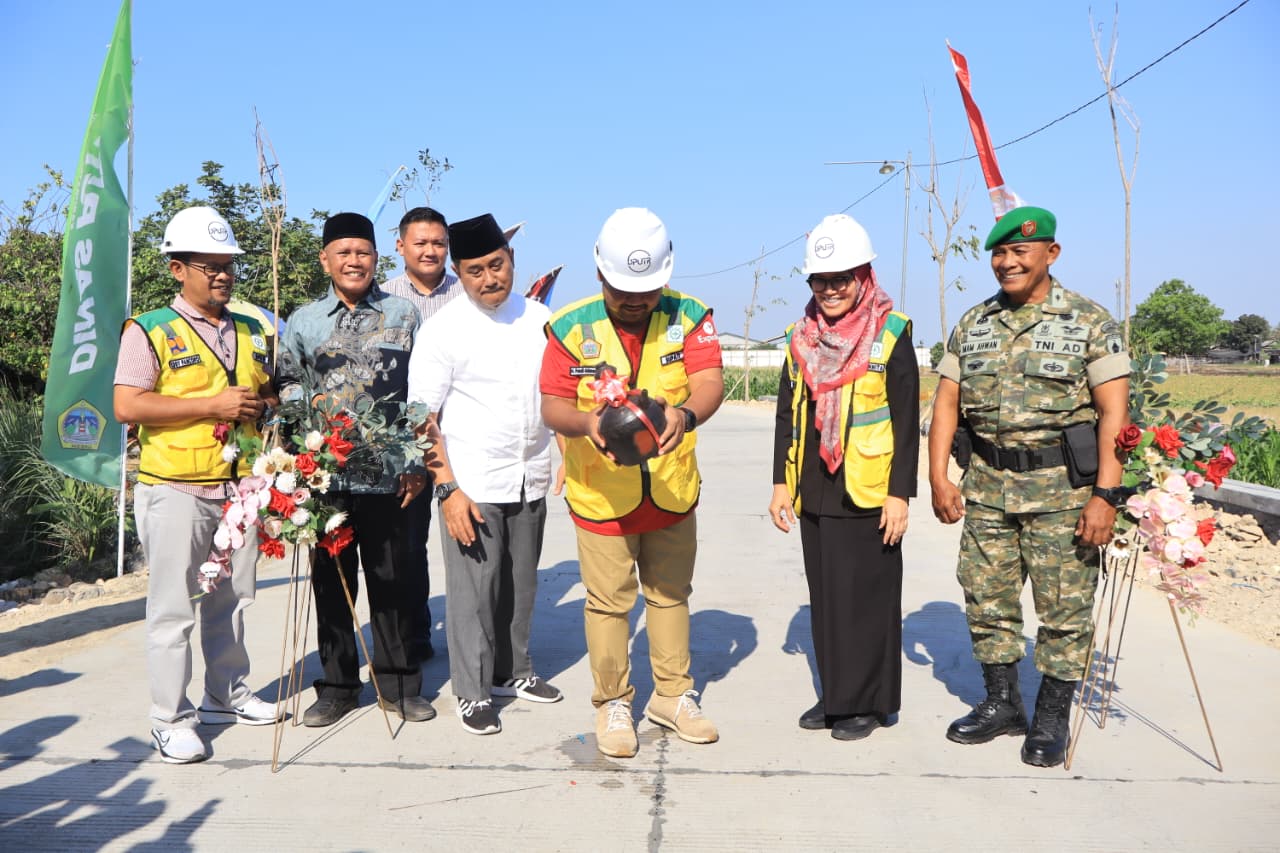 JPD Klampok-Munggugebang Mulus, Bupati Yani Pastikan Pembangunan Jalan Berlanjut hingga 2027