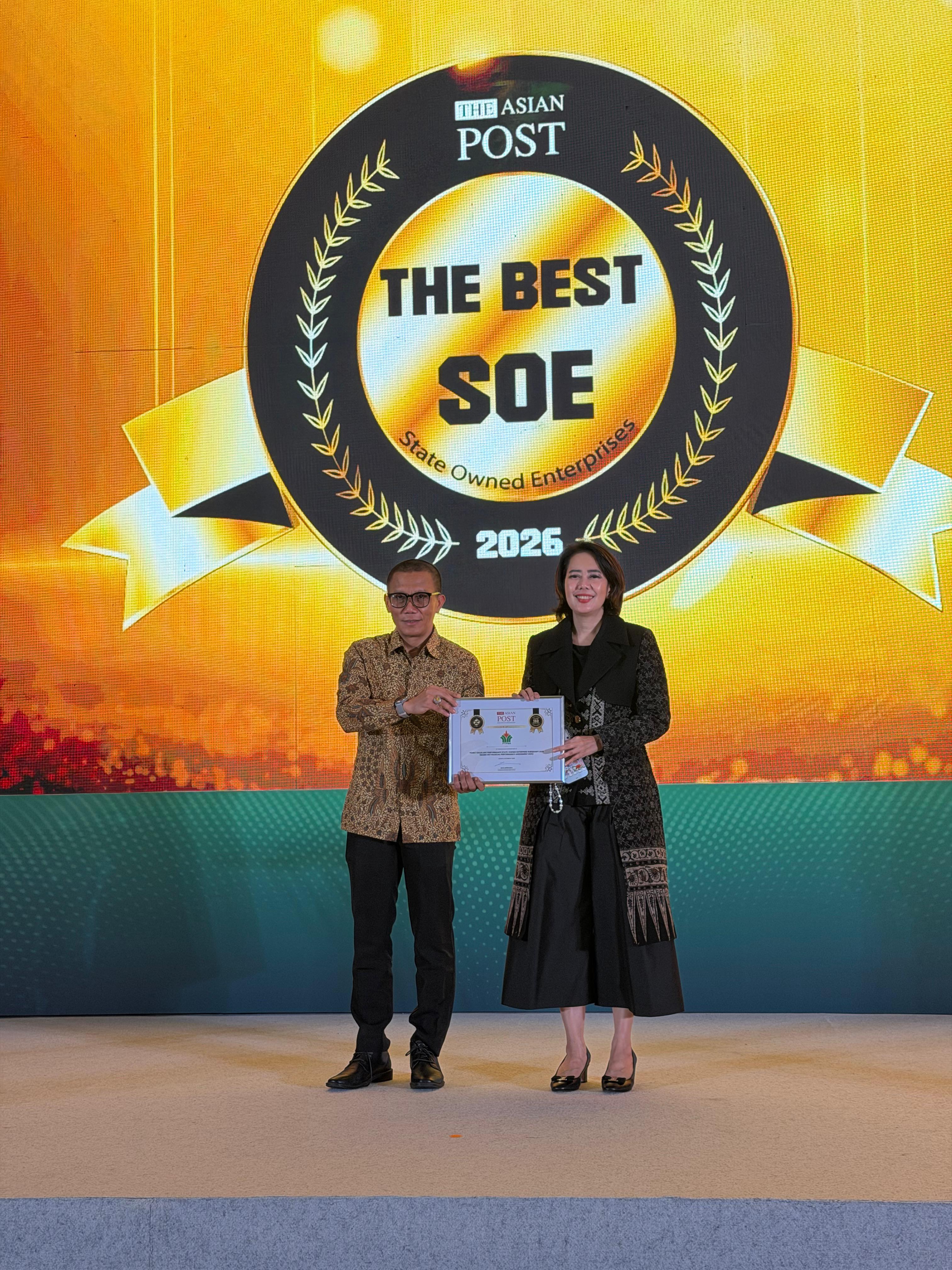 Laba Tumbuh 88,5%, The Asian Post Anugerahkan Penghargaan Kinerja Keuangan kepada PTPN IV