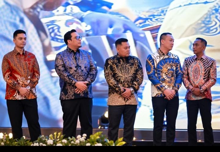 Leadership Dwi Chandra Budiman Raih Penghargaan Tokoh Inspiratif di Banten Tangerang POS AWARDS 2026