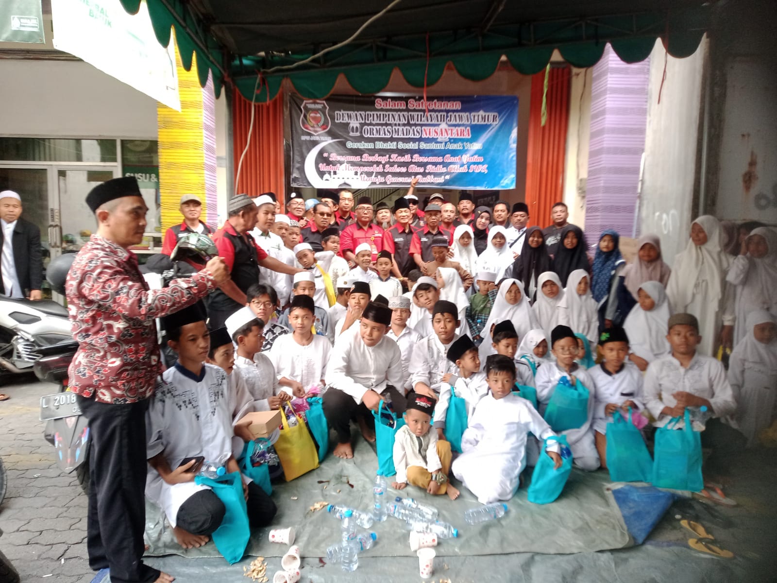 Madas Nusantara Surabaya Gelar Bakti Sosial dan Santunan untuk Anak Yatim