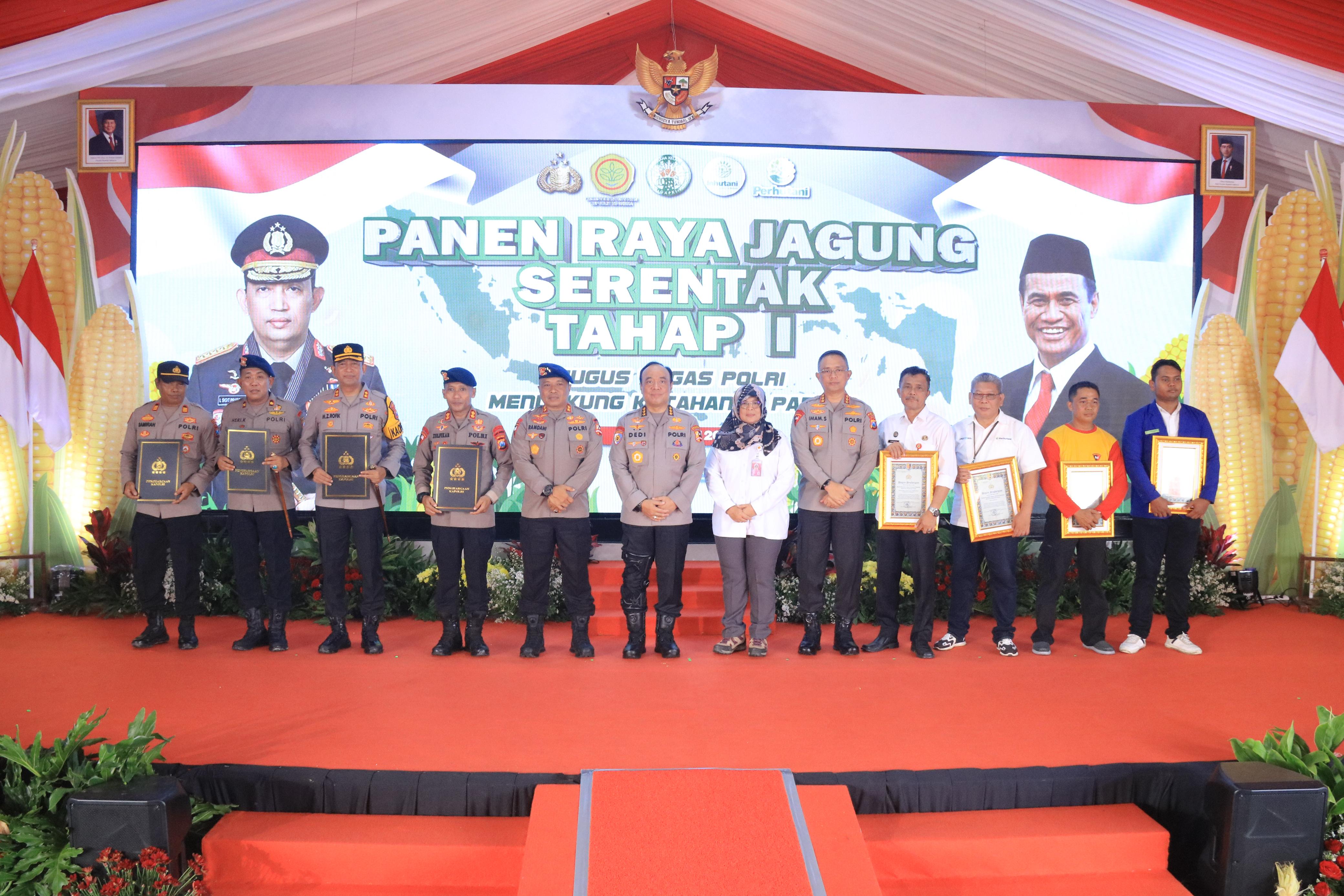 Mahasiswa Madiun Terima Penghargaan Kapolri atas Kontribusi dalam Ketahanan Pangan