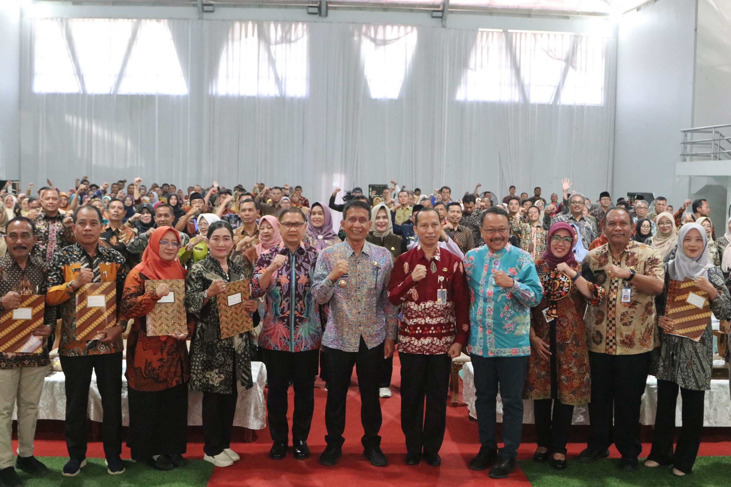 Membangun Kewirausahaan Sekolah Menuju Bojonegoro -Tuban Mandiri dan Sejahtera