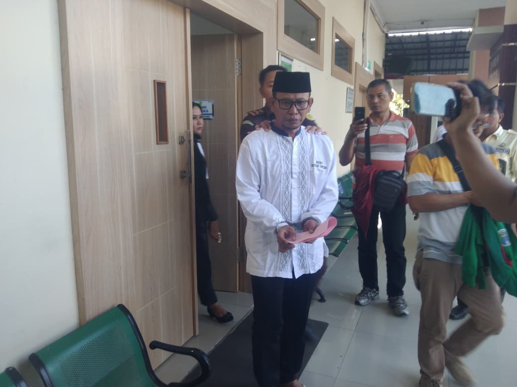 Mencatut Nama Pejabat Tinggi Untuk Memperdaya Korban, Antoni Didakwa Pasal Berlapis