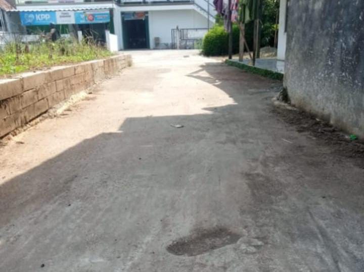 Pembangunan Jalan Desa Kertamukti Diduga Asal Jadi, Warga Kecewa