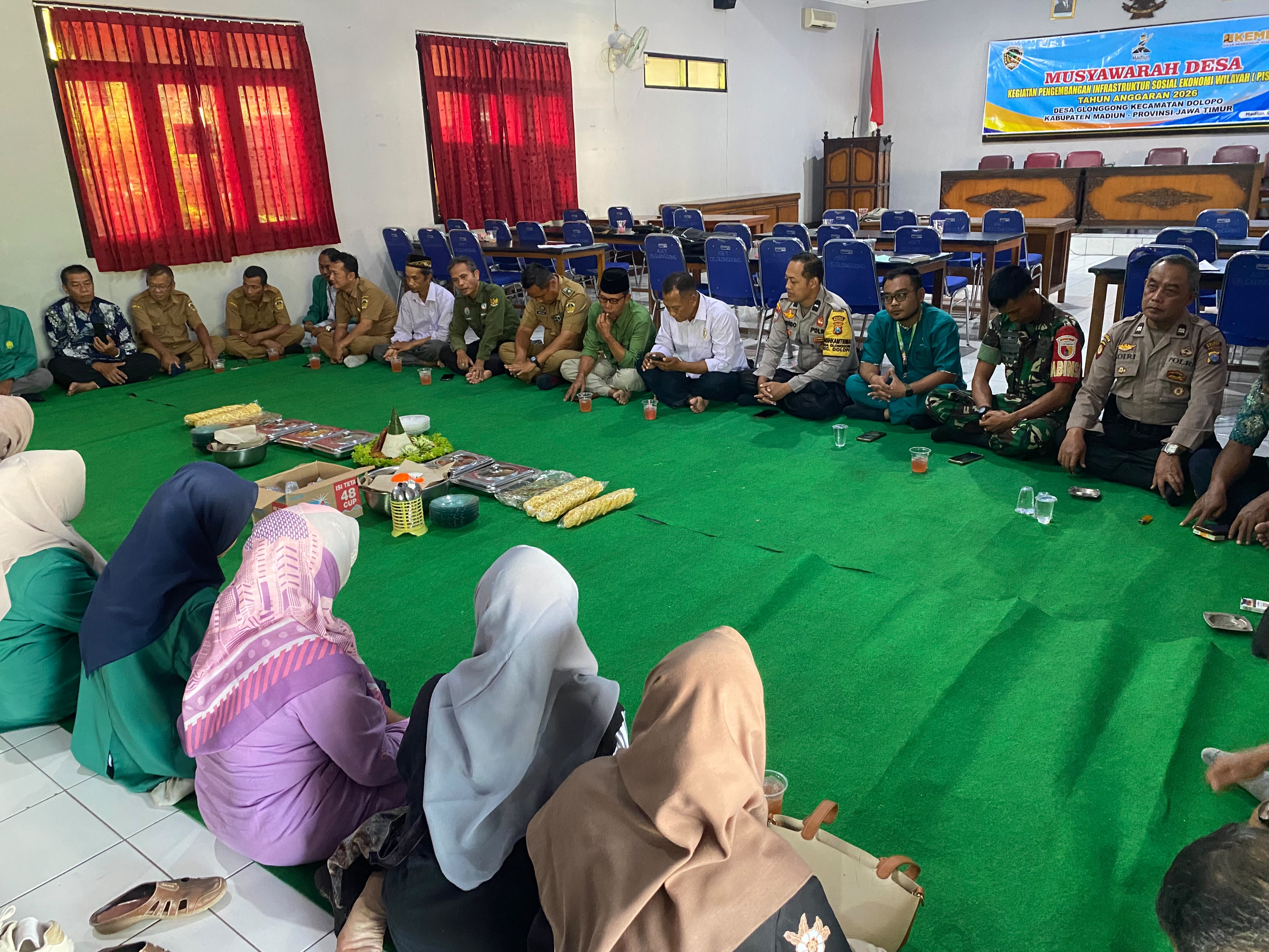 Pemdes Glonggong Terima Bantuan Mobil Siaga dari Pemerintah Kabupaten Madiun