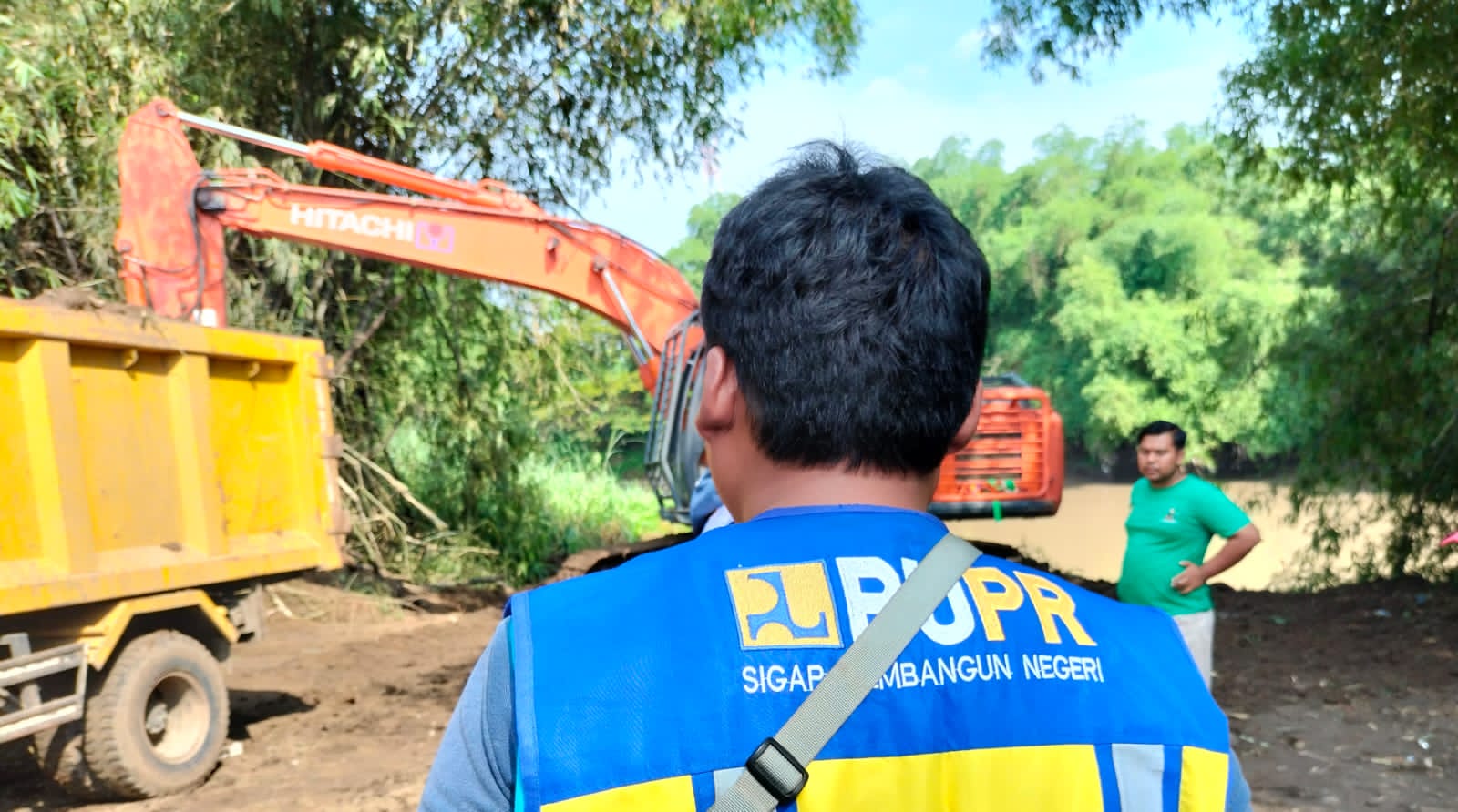 Pemkot Madiun Diduga Lakukan Pengerukan Tanpa Izin, di Lahan BBWS Bengawan Solo