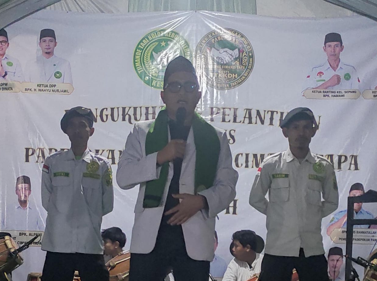 Penyerahan SK Ranting Desa Kadu limus Pencak Silat Pusaka Titisan Banten, Berjalan Hikmad