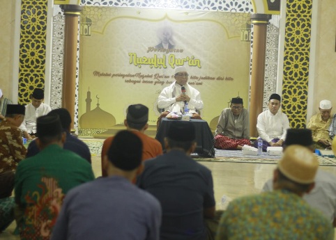Peringatan Nuzulul Qur'an di Masjid Zainul Islam Mamben, Gema Al-Quran dan Harapan Lailatul Qadar Memenuhi Malam