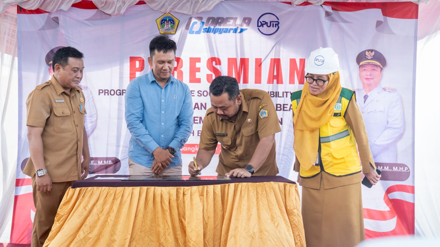 Perkuat Konektivitas Dan Ekonomi Masyarakat, Jembatan Cabean Dibangun Oleh PU Dan Resmikan