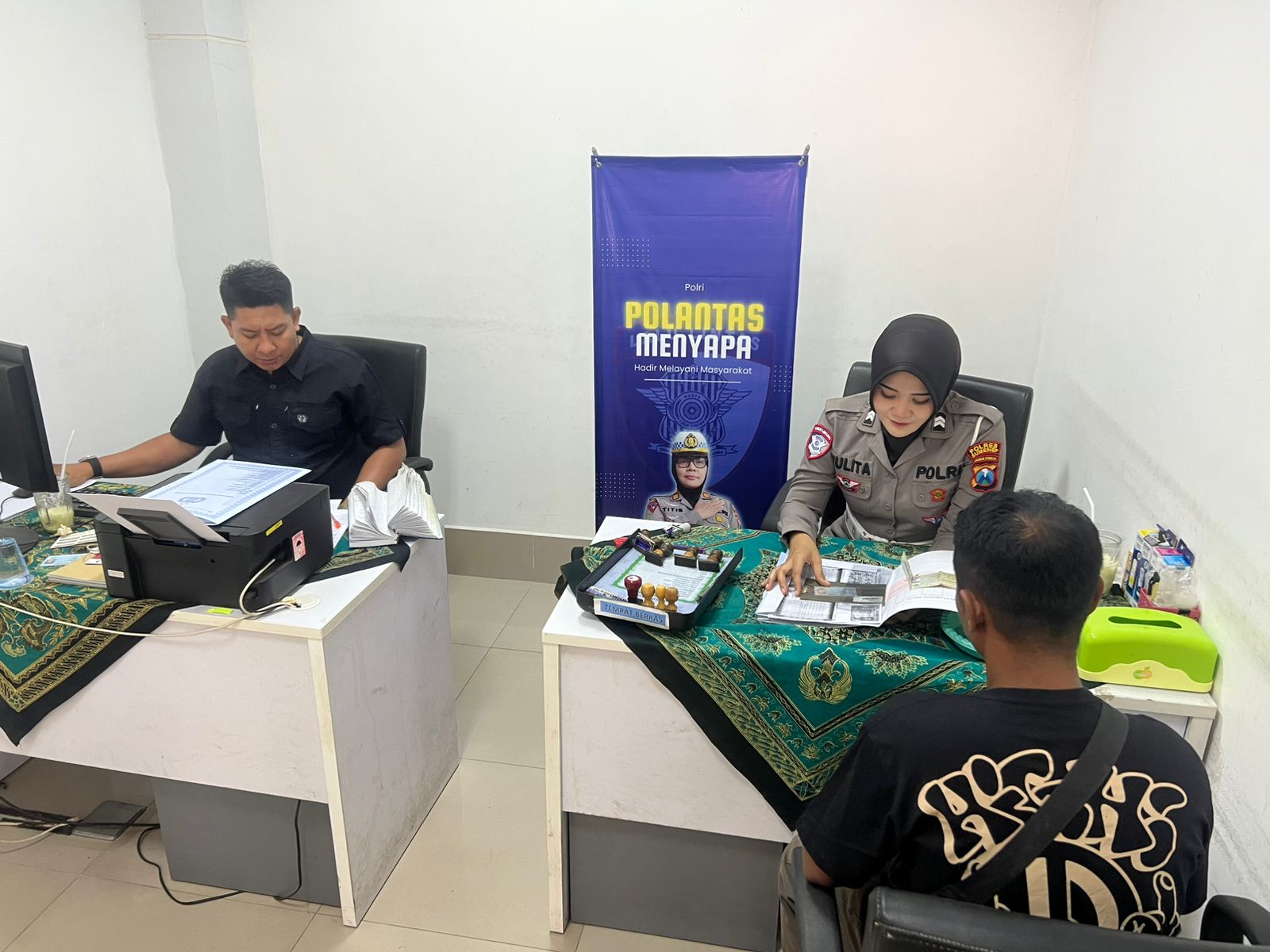 Perkuat Pelayanan Publik, Pelayanan BPKB Satlantas Polres Sumenep Intensifkan Program Polantas Menyapa