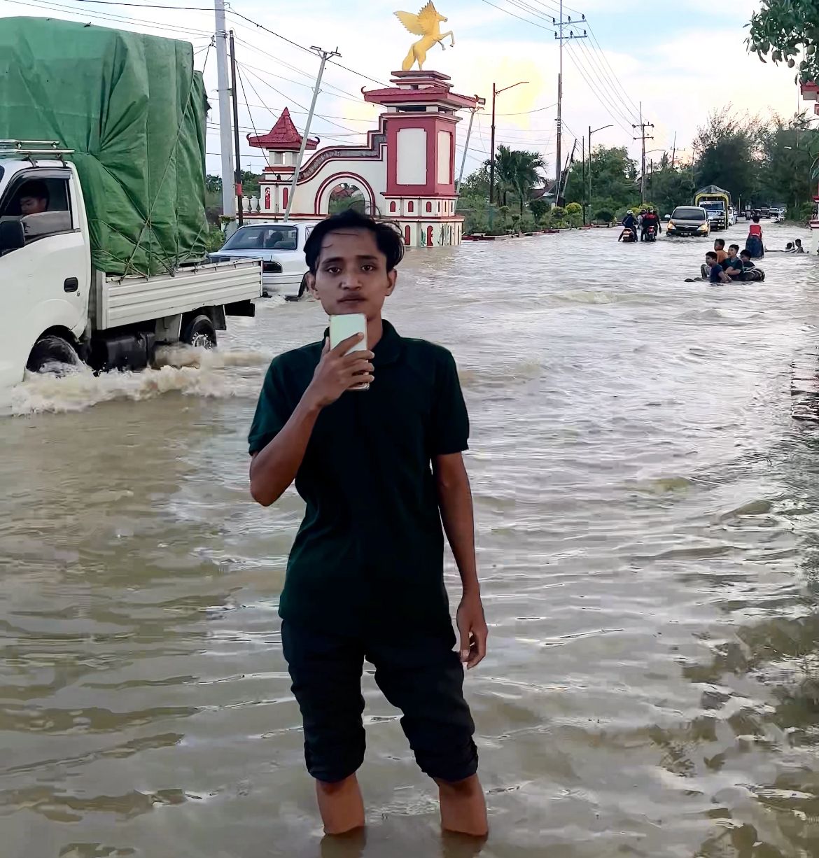 Presiden Mahasiswa UNIBA Madura Minta Pemerintah Sigap Atasi Banjir