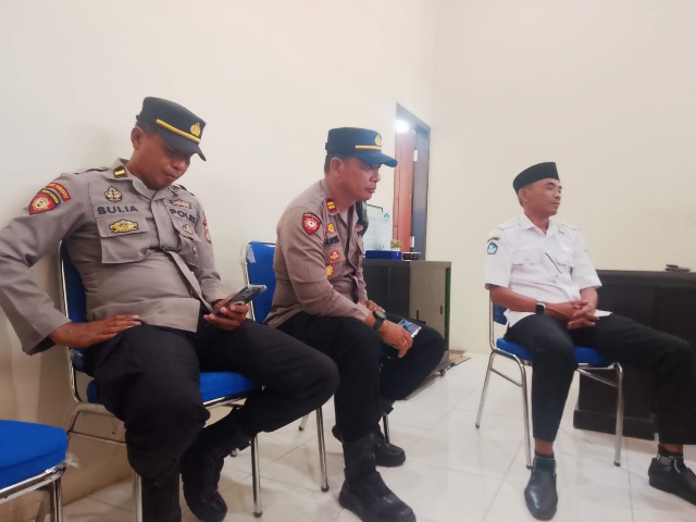 Proyek Rehabilitasi SDN Bangket Molo Dipertanyakan, Disdikbud Loteng: Kami Akan Cek dan Konfirmasi