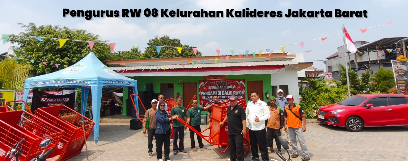 Rw 08 Kalideres, Terima Bantuan Gerobak