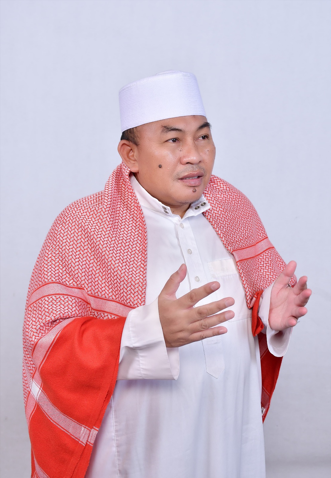 Sambut Bulan Safar, Masjid Nurul Iman Senggigi Lestarikan Tradisi Bubur Beak, TGH.M.TAISIR AL AZHAR, L.C, S.Ag.MA.: Simbol Keberanian dan Persatuan