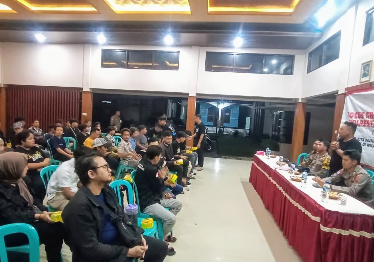 Satbinmas Polresta Banyuwangi Gelar FGD, Perkuat Sinergi Pemuda & Aparat Demi Keamanan Wilayah