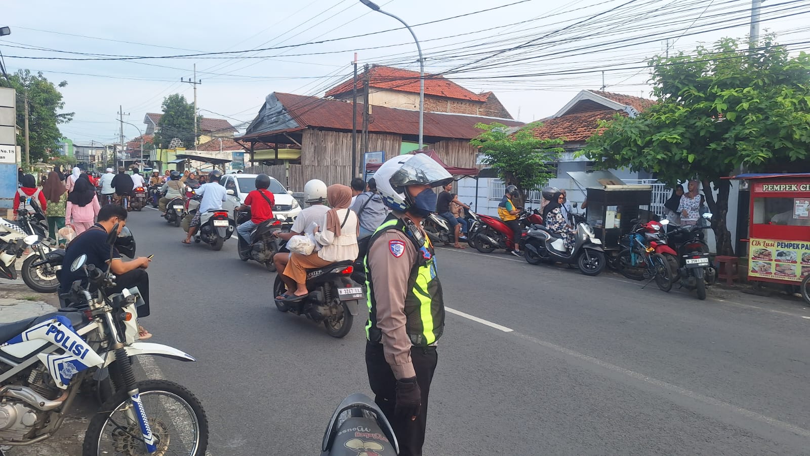 Satlantas Polres Pasuruan Kota Perketat Pengamanan di Titik Rawan Jelang Buka Puasa.