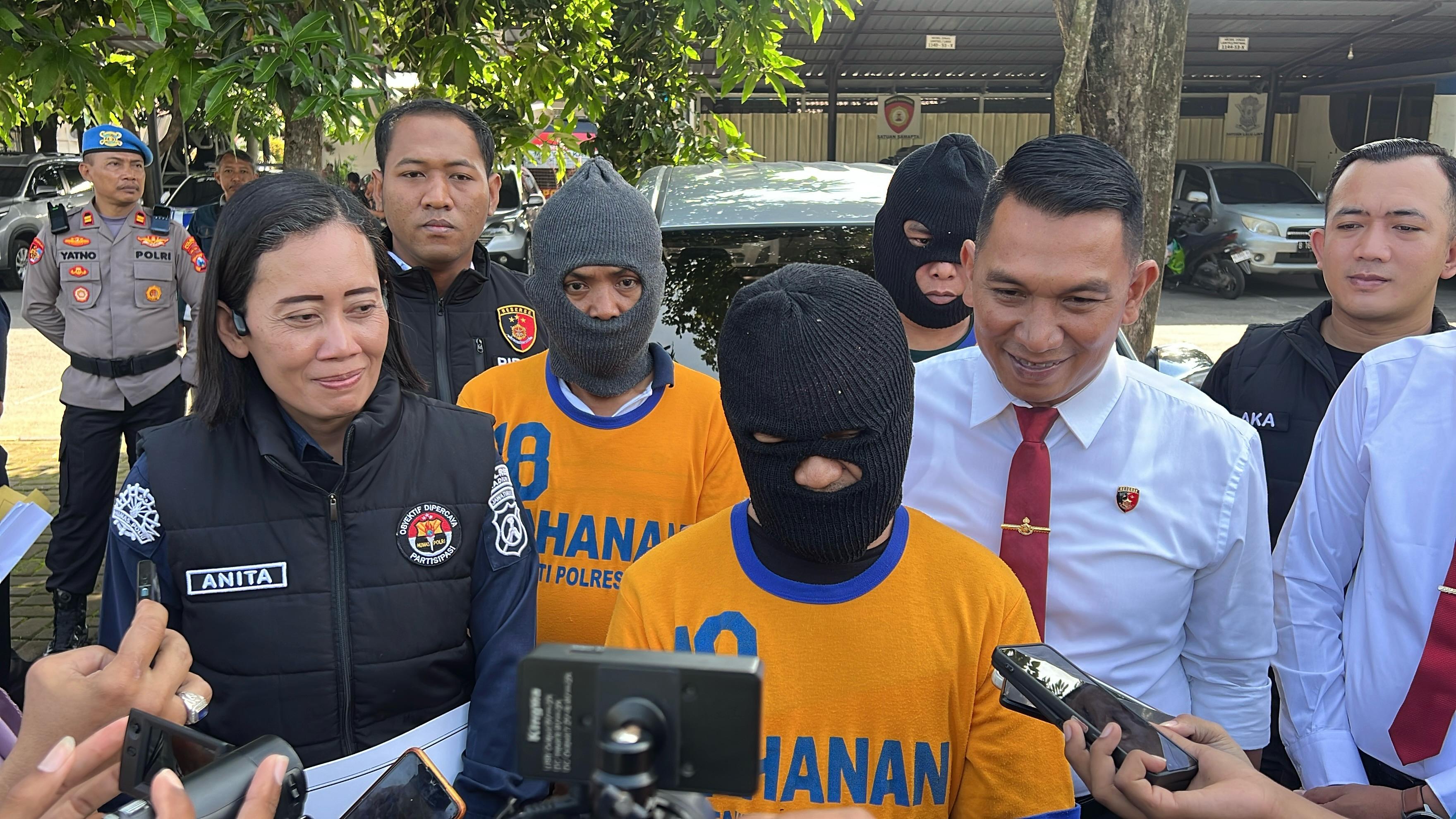 Satreskrim Polres Madiun Tangkap Tiga Pelaku Pencurian Mobil di Puskesmas Balerejo