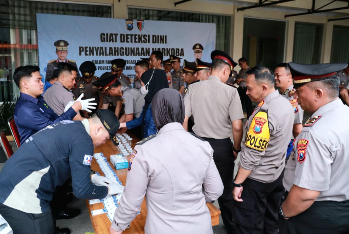 Semua Pimpinan Dites Urine, Hasil Negatif! Polres Jember Tegaskan Pemimpin Harus Jadi Role Model