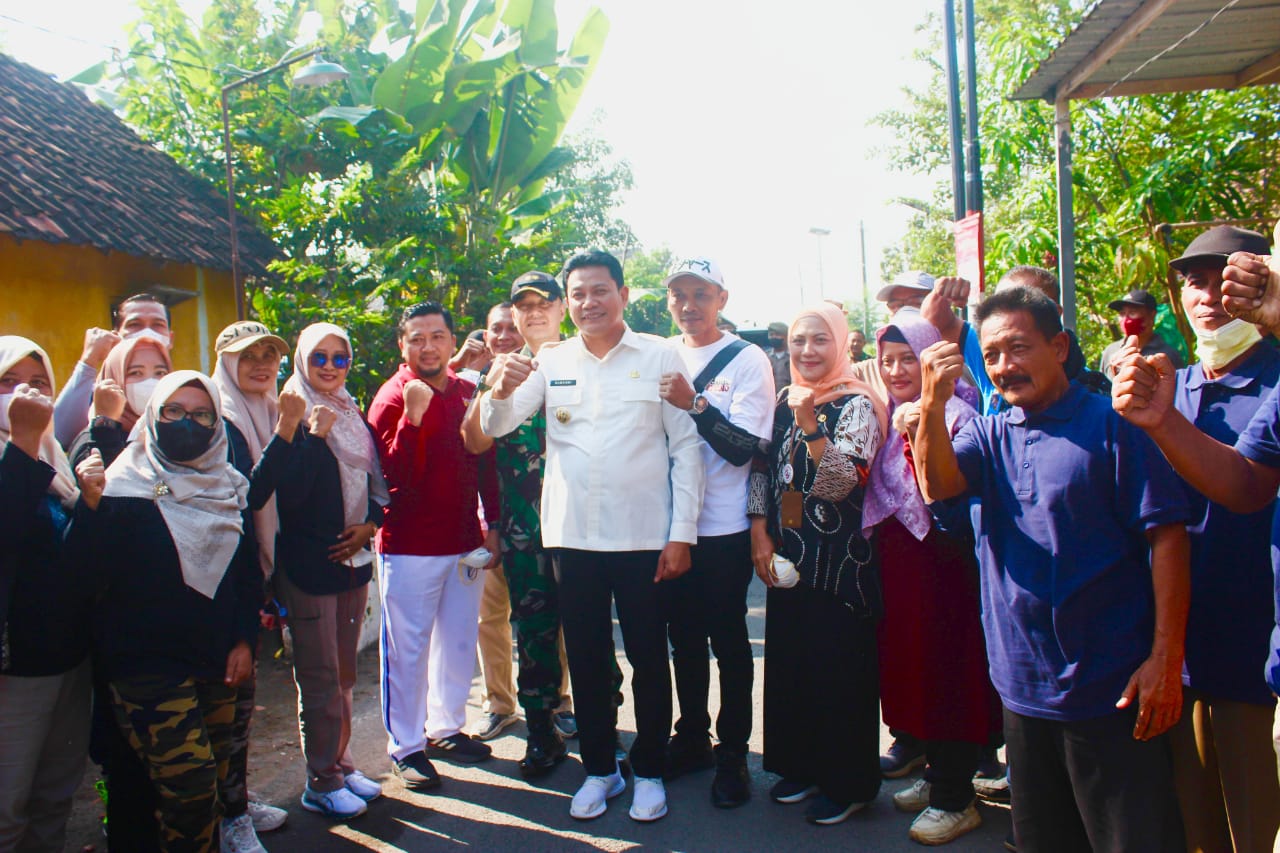 Sidak Pasien TB, Bupati Subandi Bantu Pengobatan sekaligus Bantu Bedah Rumah Lewat Program RTLH