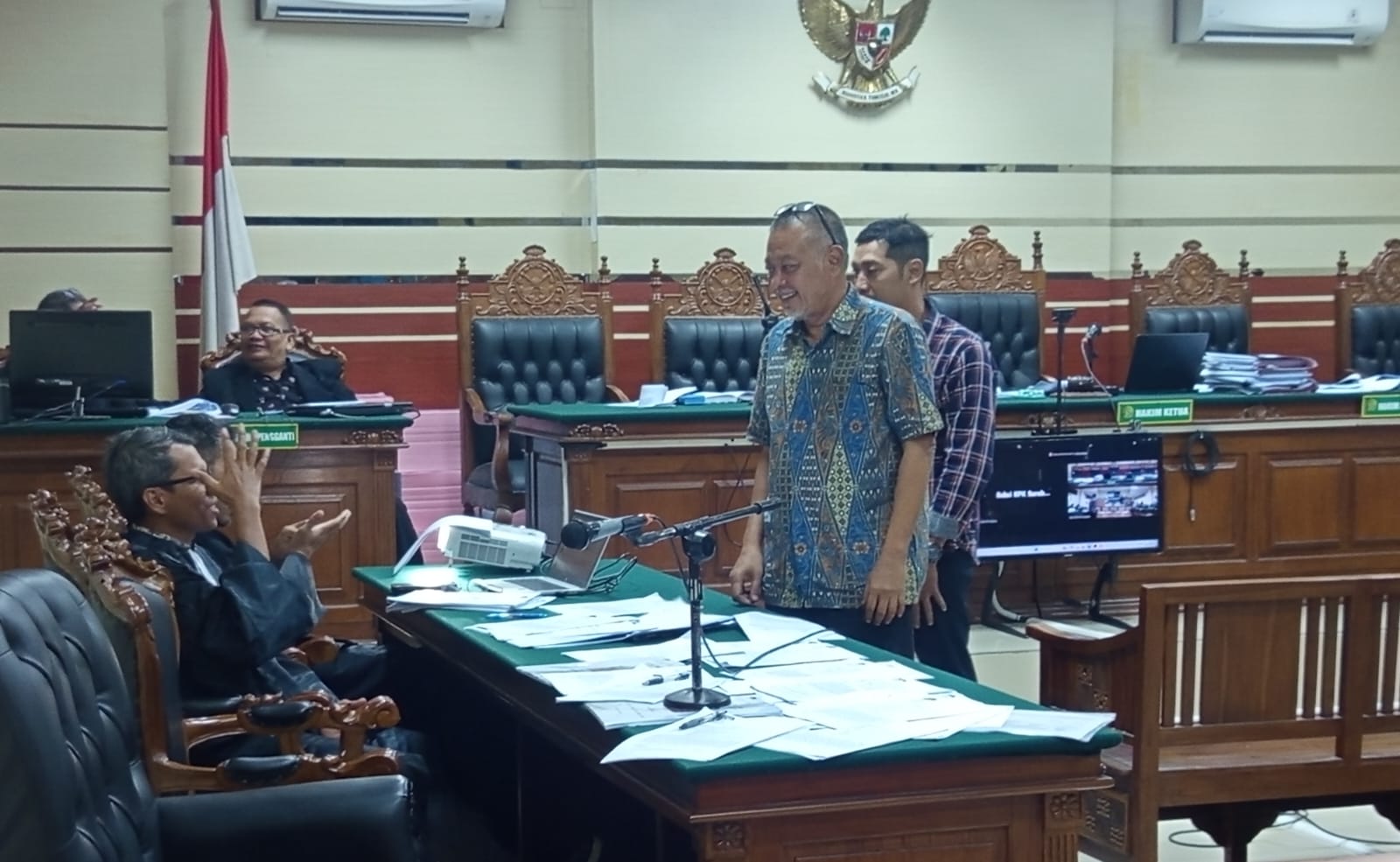 Sidang Korupsi Maidi, Direktur PT Rajawali Ungkap Aliran Fee Proyek 4 Persen dan Penyerahan Uang