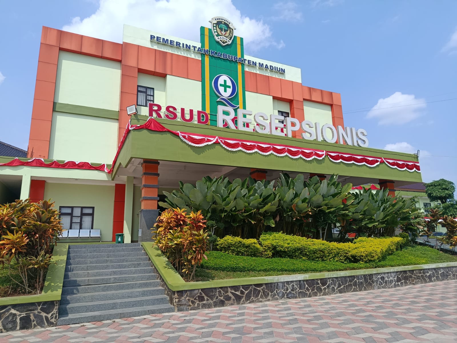 SOBAT RSUD Dolopo: Solusi Antar Obat ke Rumah, Tingkatkan Layanan dan Berdayakan Masyarakat