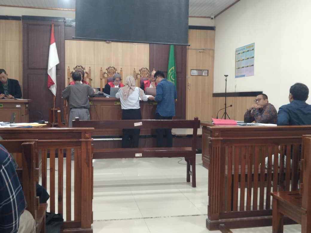SPPG di Gresik Digugat, Sidang Agenda Pembuktian
