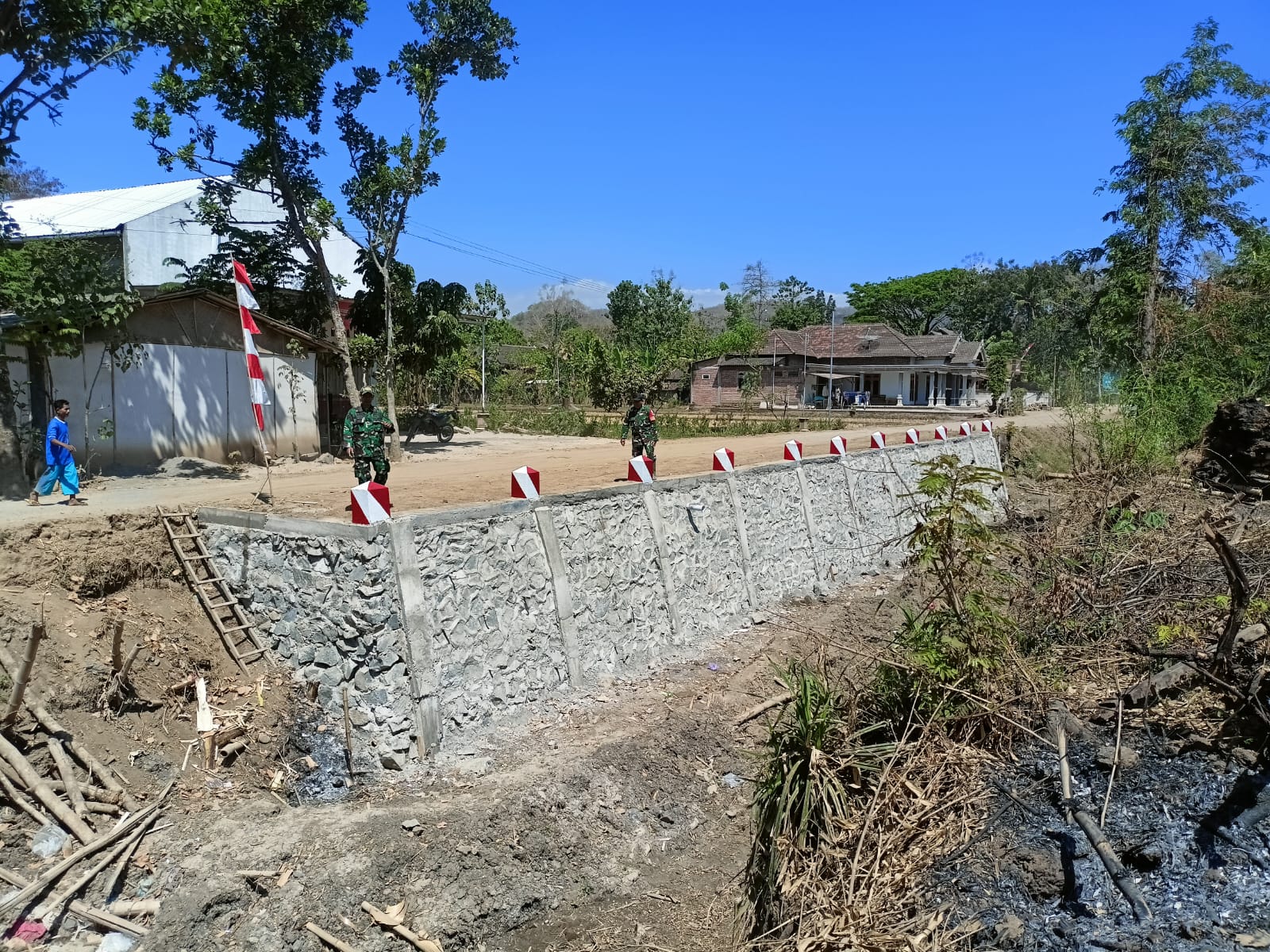 Talud Rampung Dikerjakan Satgas TMMD Ke129 Kodim 0802/Ponorogo, Warga Tidak Khawatir Ada Longsor Lagi