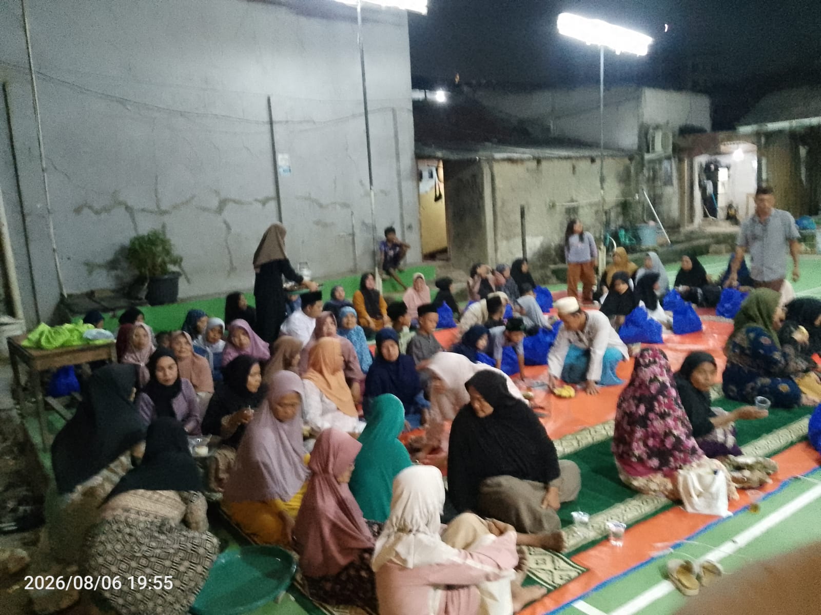 Tasyakuran HUT RI ke-81, Majelis Tarbiyatul Quran Kelapa Dua Gelar Santunan Anak Yatim dan Dhuafa