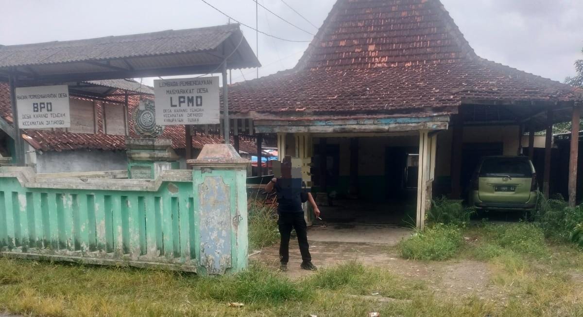 Terbengkalai Dan Mangkrak Kantor Desa Karangtengah, Diduga Lebih Seram Dari Kuburan