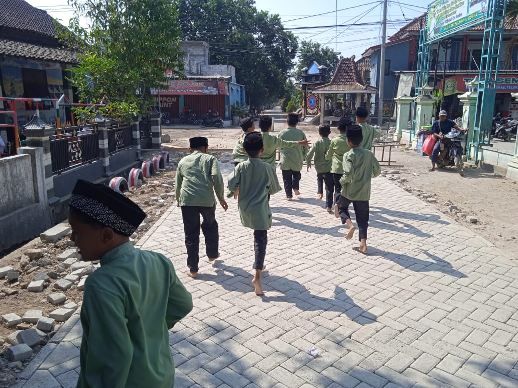 Terlihat Jelas, Antusias, Kebahagiaan Akan Bukti Nyata Pembangunan infrastuktur Sangat Dinanti Warga