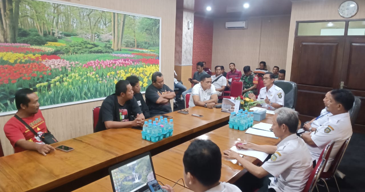 Warga Miskin Terjebak Birokrasi, Nur Liken Masih Menunggu Kepastian Hunian di Kota Madiun